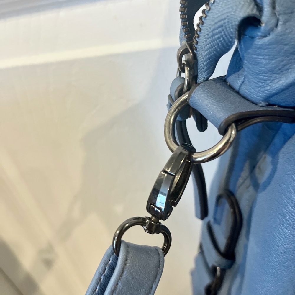 Jessica Simpson Roxanne Satchel - Picture 6 of 8